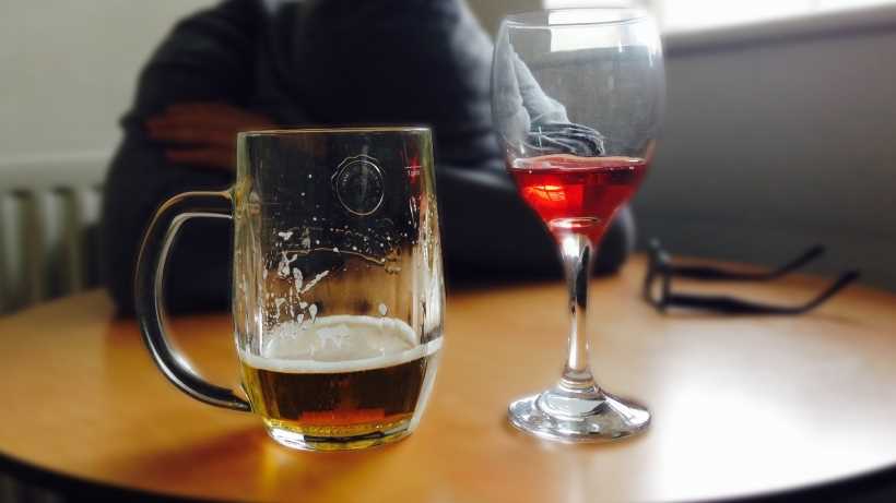 Does beer or wine give you a worse hangover? Drinking side effects